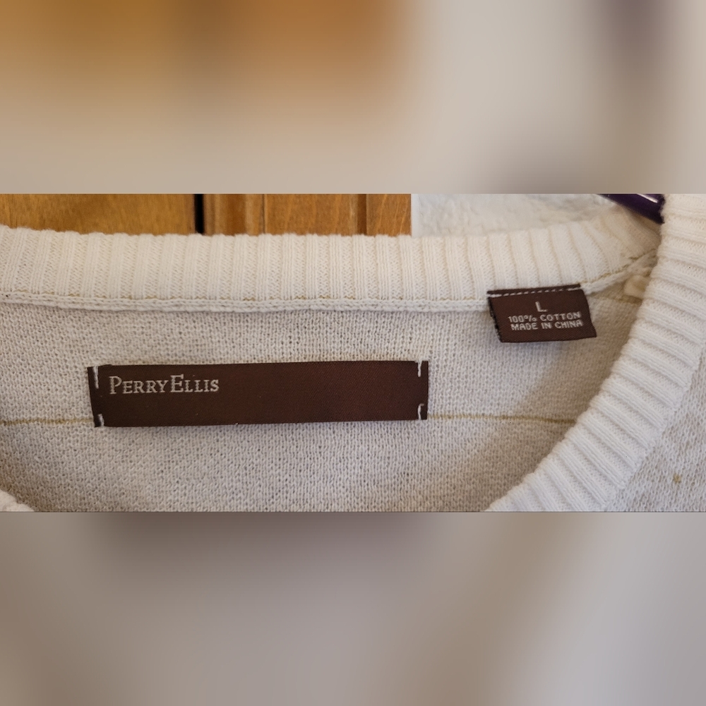 Perry Ellis Sweater - Picture 2 of 5